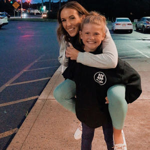 Meet your Posher, Ashley